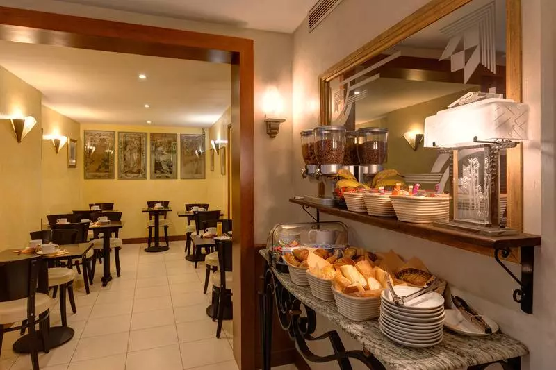 Fotos del hotel Hôtel Léna:  7