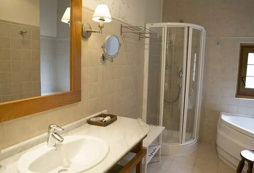 Fotos del hotel Palacio Torre De Ruesga:  5