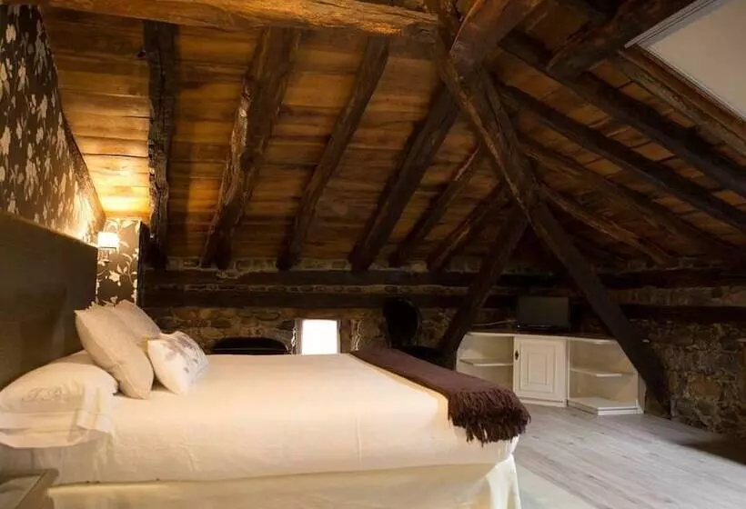 Fotos del hotel Palacio Torre De Ruesga:  16