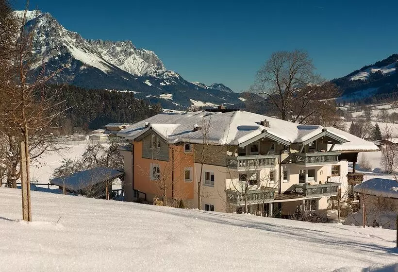 Fotos del hotel Bed & Breakfast Landhaus Strasser:  15