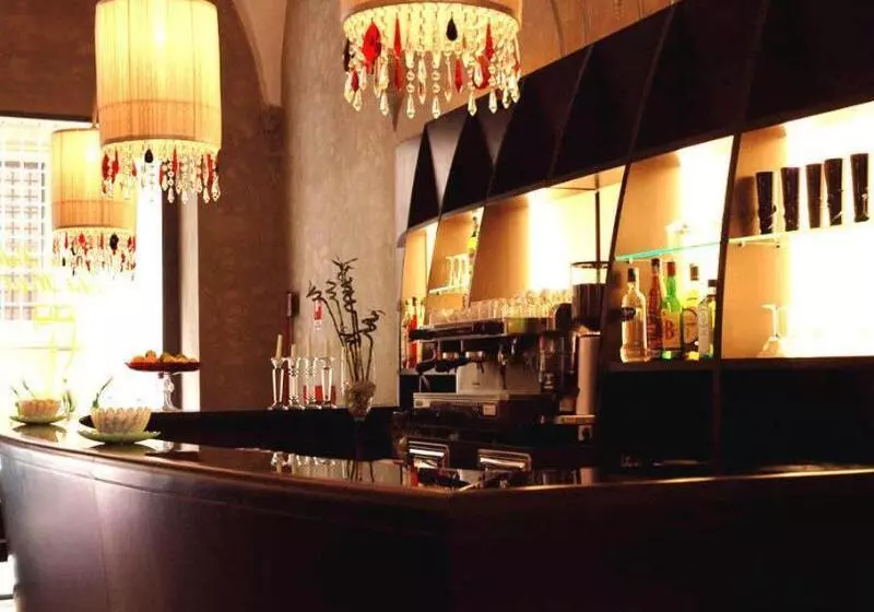 Fotos del hotel Borghese Palace Art:  5