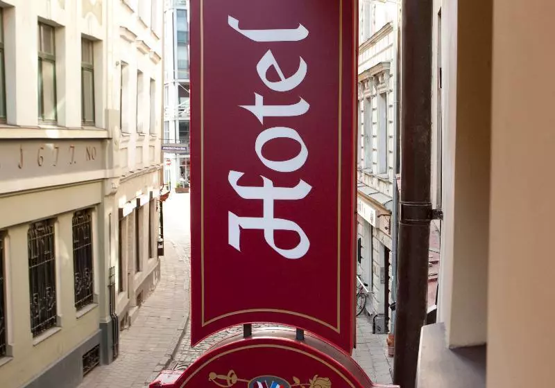 Boutique  Monte Kristo