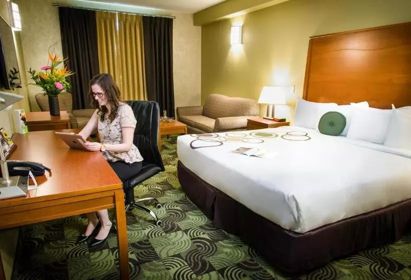 Fotos del hotel Deerfoot Inn And Casino:  13