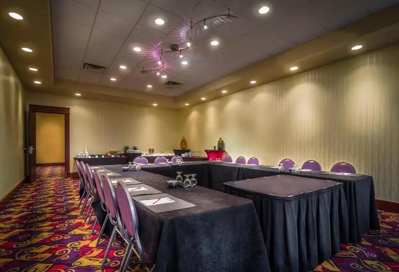 Fotos del hotel Deerfoot Inn And Casino:  7