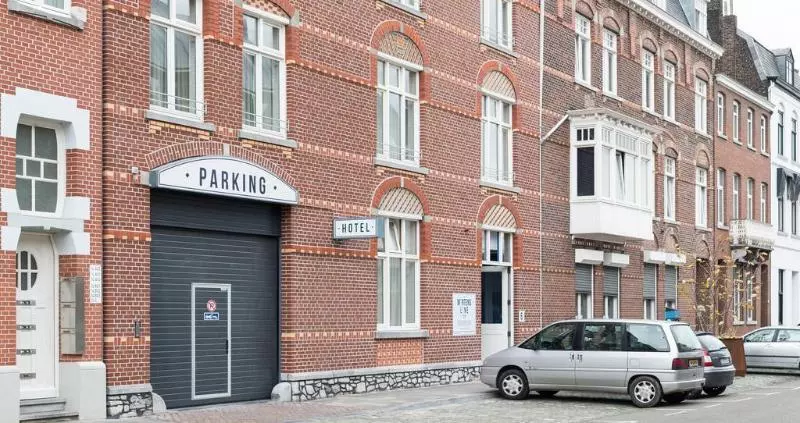 Fotos del hotel Townhouse Apartments:  5