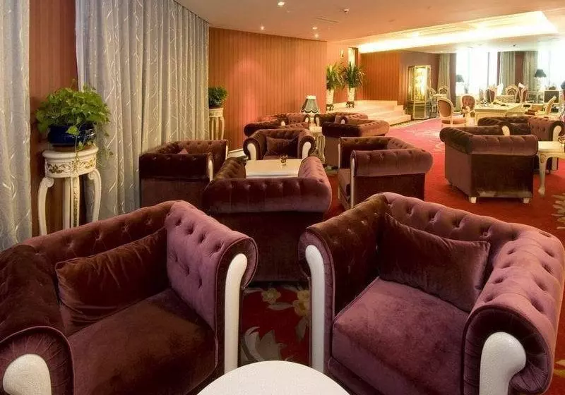 Fotos del hotel Tianjin Golden Crown:  2