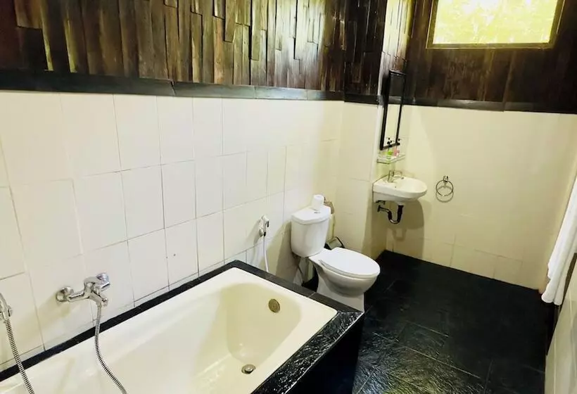 Fotos del hotel Bhanuswari Resort & Spa:  5