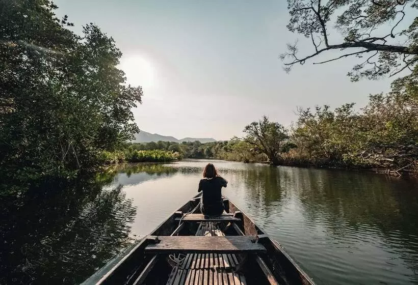 Fotos del hotel Aana Resort & Spa:  17