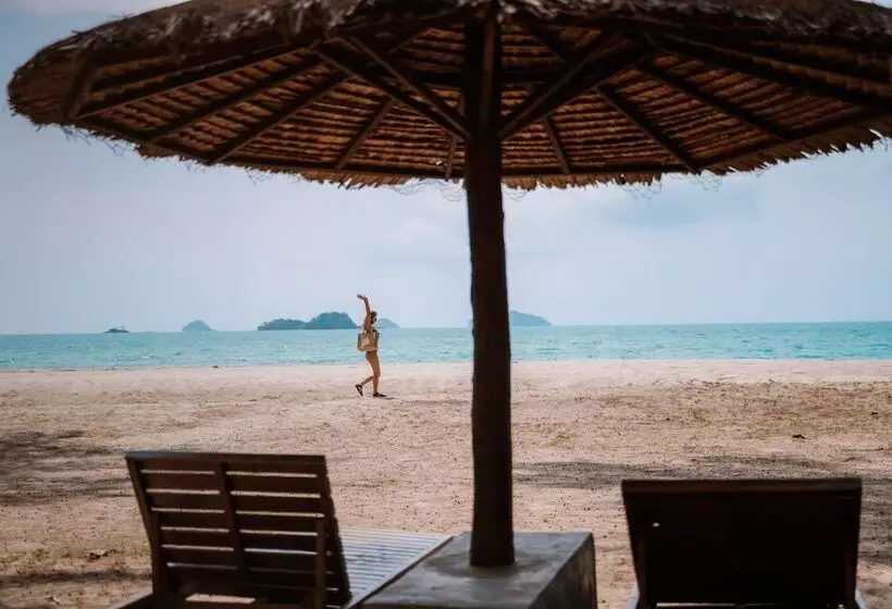 Fotos del hotel Aana Resort & Spa:  16