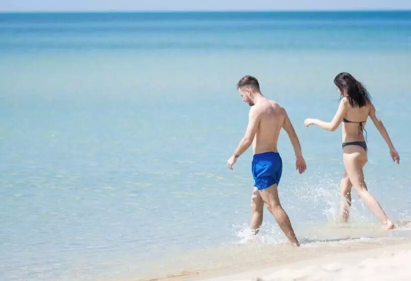 Fotos del hotel Aana Resort & Spa:  9