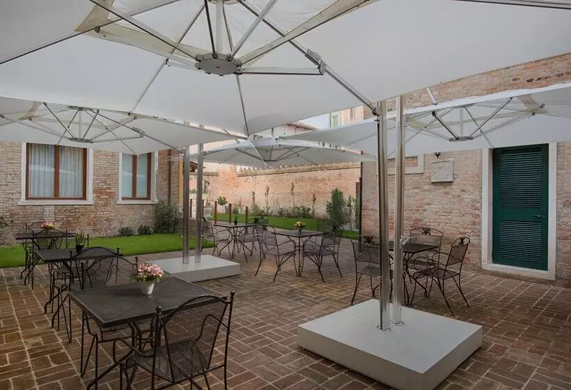 Fotos del hotel Nh Venezia Santa Lucia:  41