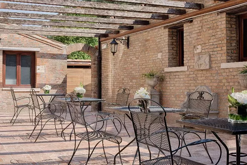 Fotos del hotel Nh Venezia Santa Lucia:  43