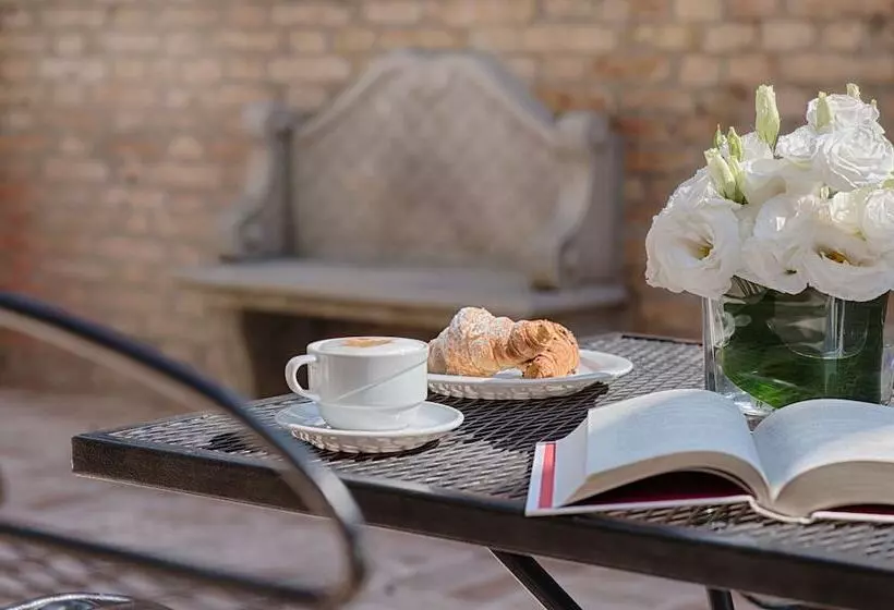 Fotos del hotel Nh Venezia Santa Lucia:  85