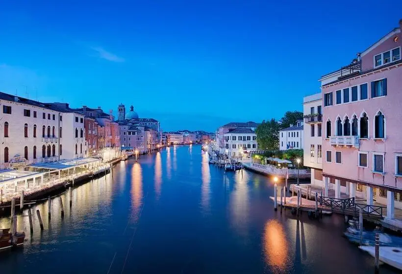Fotos del hotel Nh Venezia Santa Lucia:  111