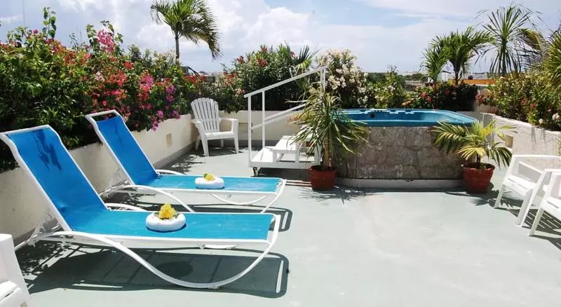 Fotos del hotel 50 Mts 5ta Avenida Maya Turquesa By Bfh:  3