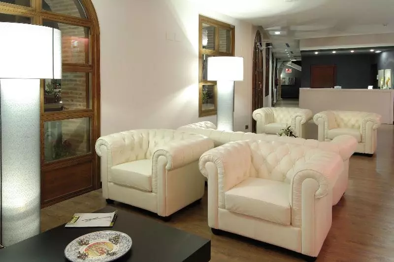 Fotos del hotel Cienbalcones:  25