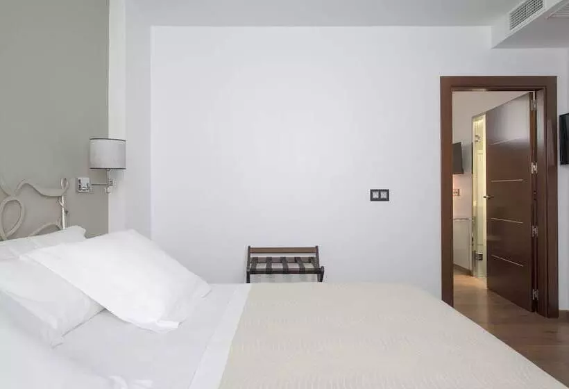 Fotos del hotel Infanta Leonor:  22