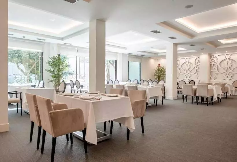 Fotos del hotel Infanta Leonor:  3