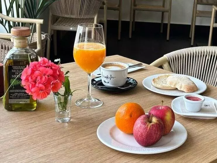 Fotos del hotel Infanta Leonor:  17