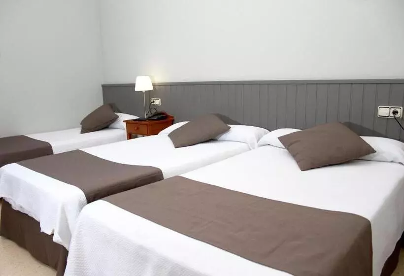 Fotos del hotel Isabel De Segura:  18