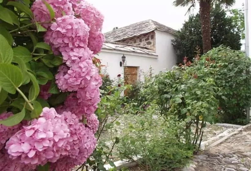 Fotos del hotel Bosnian National Monument Muslibegovic House:  13