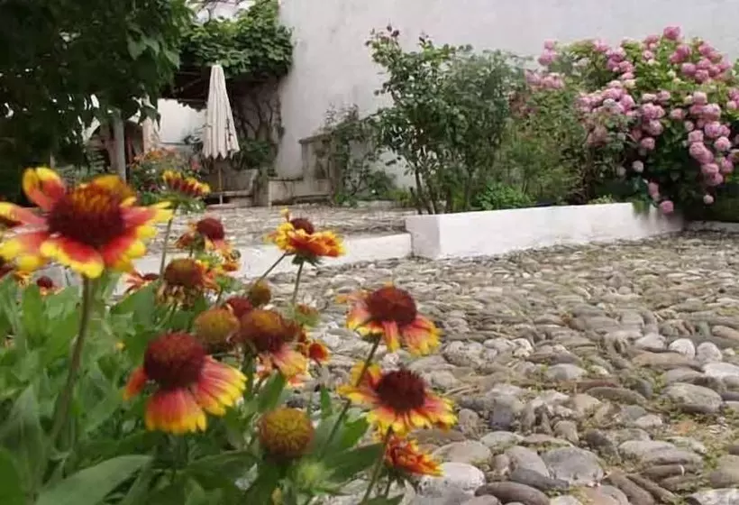 Fotos del hotel Bosnian National Monument Muslibegovic House:  9