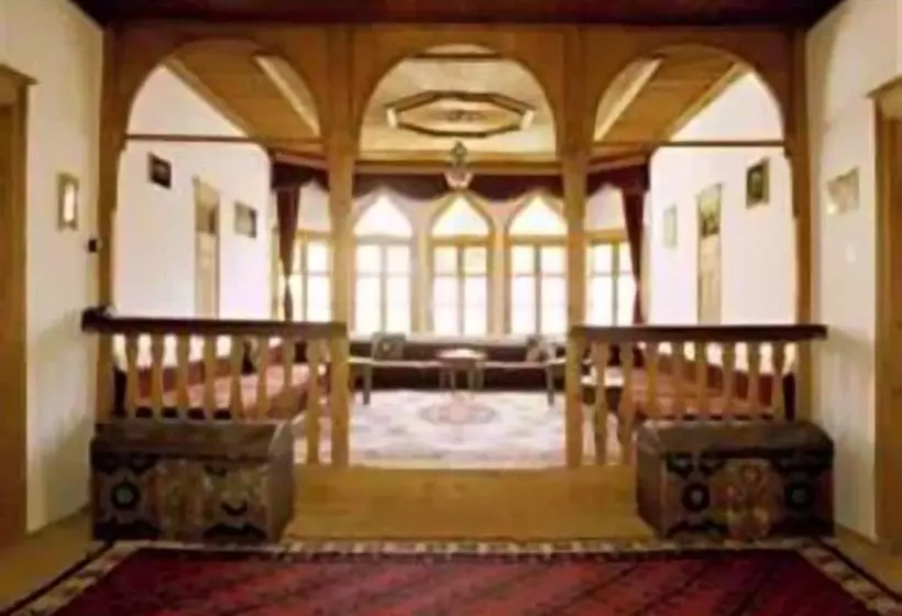 Fotos del hotel Bosnian National Monument Muslibegovic House:  2