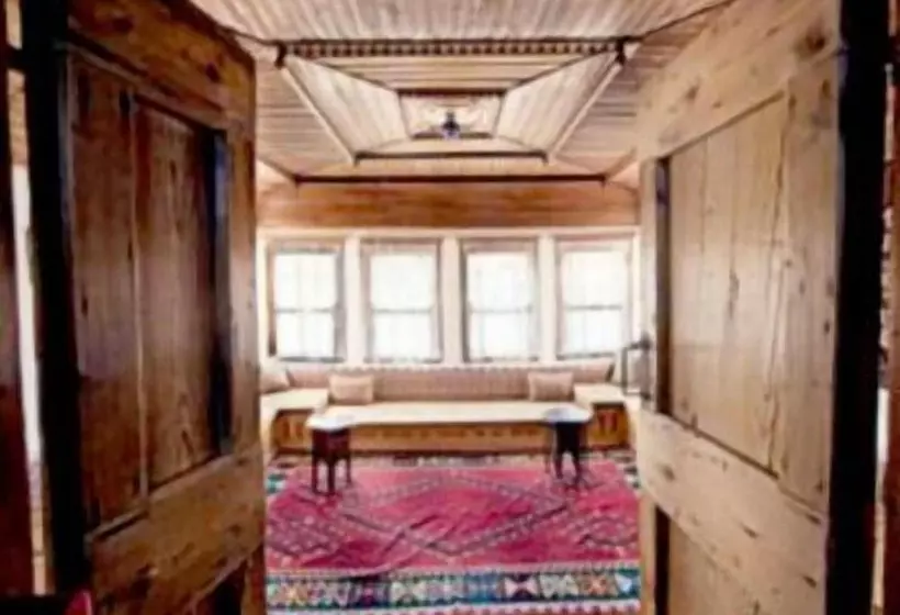 Fotos del hotel Bosnian National Monument Muslibegovic House:  8