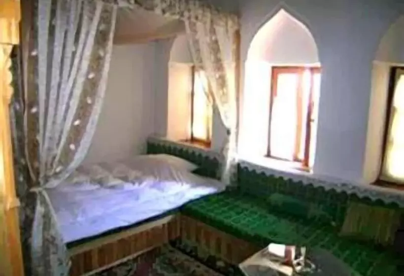 Fotos del hotel Bosnian National Monument Muslibegovic House:  14