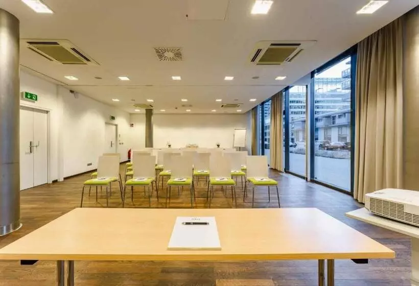 Fotos del hotel Roomz Vienna Gasometer:  22