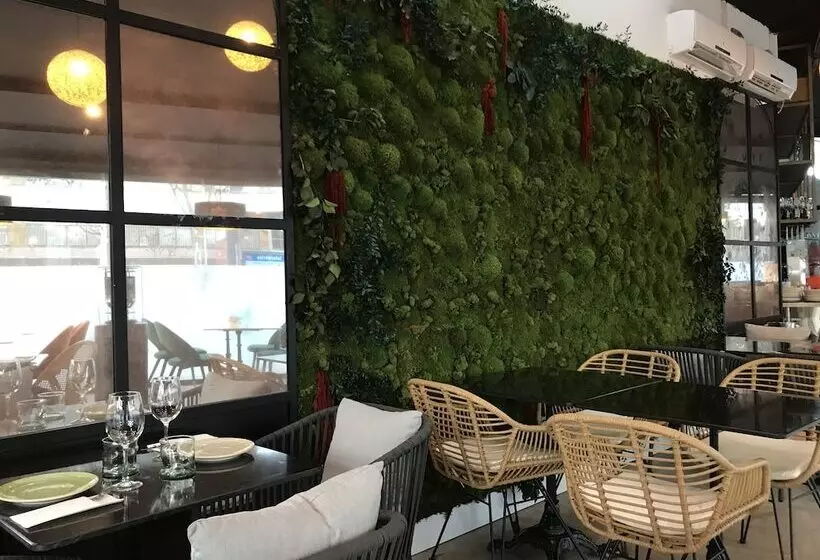 Fotos del hotel Suites Feria De Madrid:  9