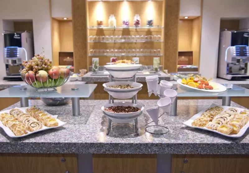 Fotos del hotel Alexandra House:  5