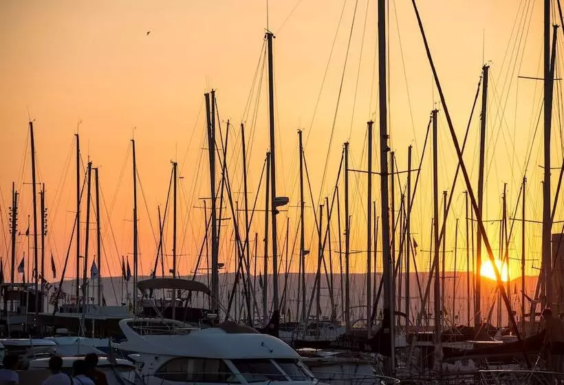 Fotos del hotel Radisson Blu  Marseille Vieux Port:  3