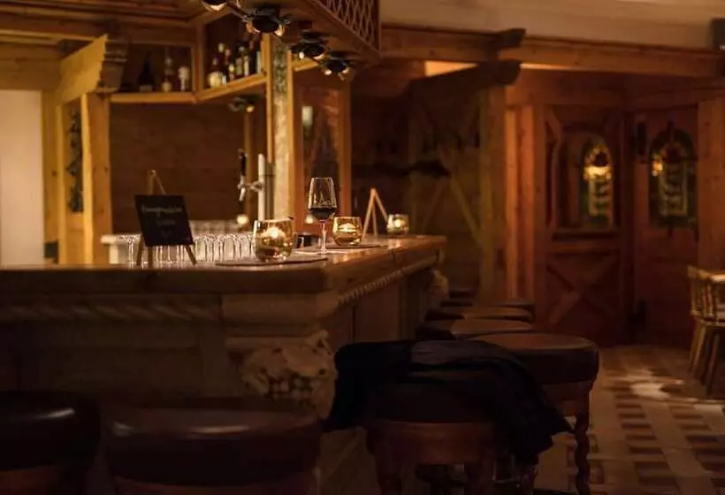 Fotos del hotel Relais & Chateaux Schönegg:  3