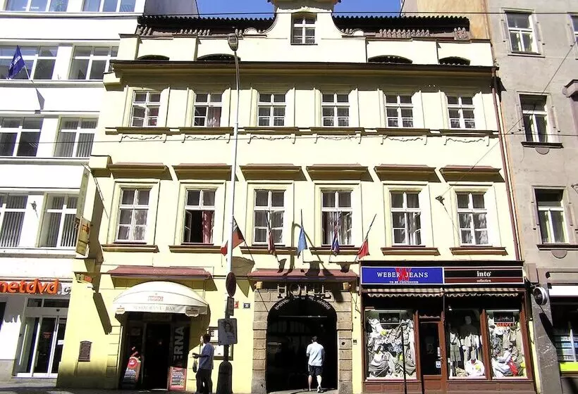 U Dvou Zlatych Klicu