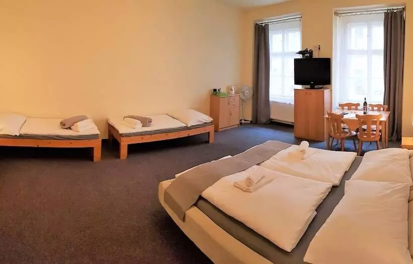 Fotos del hotel U Dvou Zlatych Klicu:  6