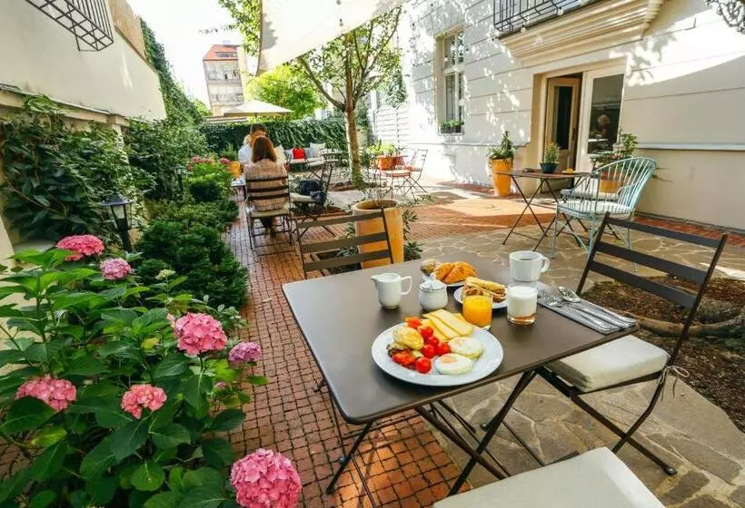 Fotos del hotel Klarov:  7