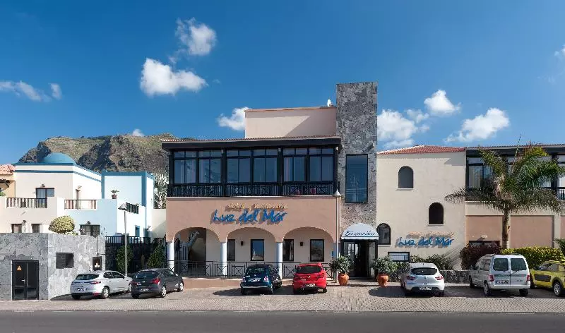 Luz Del Mar
