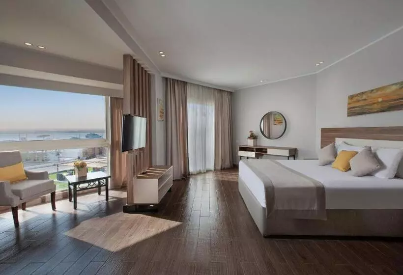 Otium Pyramisa Beach Resort Sahl Hasheesh