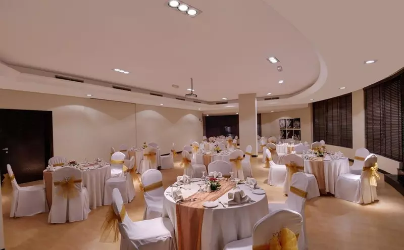 Fotos del hotel Lotus Grand Hotel Apartments:  20