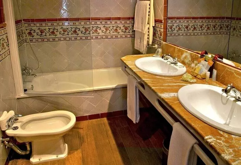 Fotos del hotel Agora Juan De Austria:  6