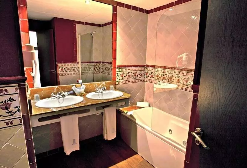 Fotos del hotel Agora Juan De Austria:  17