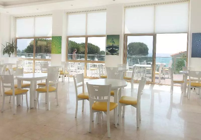 Fotos del hotel Arora:  7