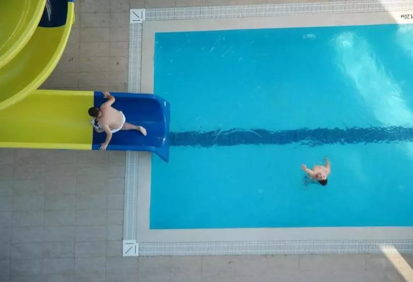 Fotos del hotel Arora:  3