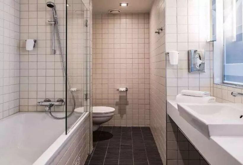 Fotos del hotel Quality Hotel 33:  6