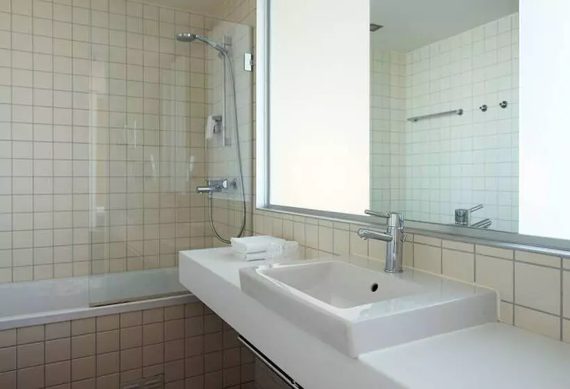 Fotos del hotel Quality Hotel 33:  11