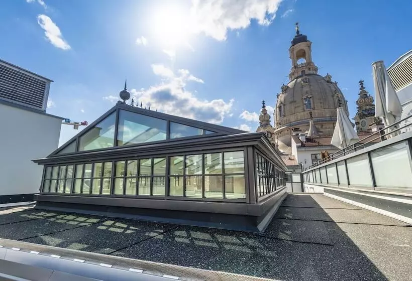 Fotos del hotel Suitess:  12