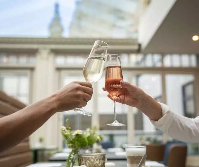 Fotos del hotel Suitess:  6