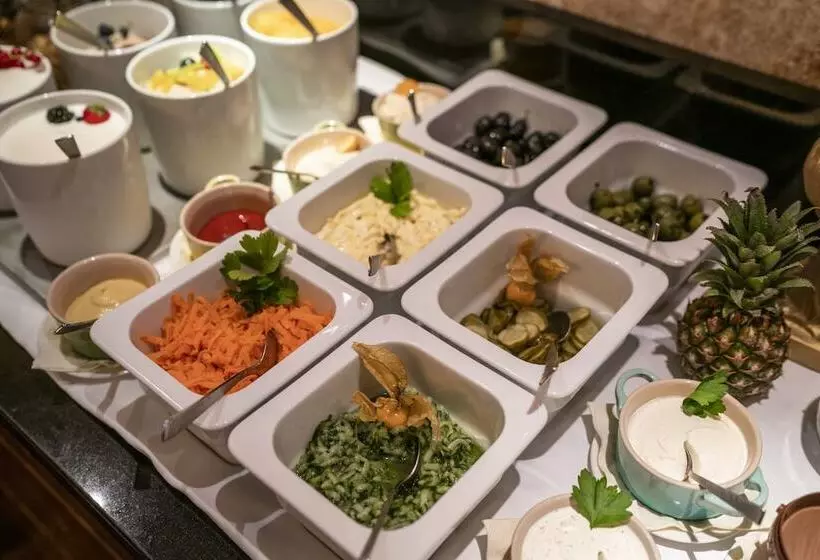 Fotos del hotel Suitess:  10