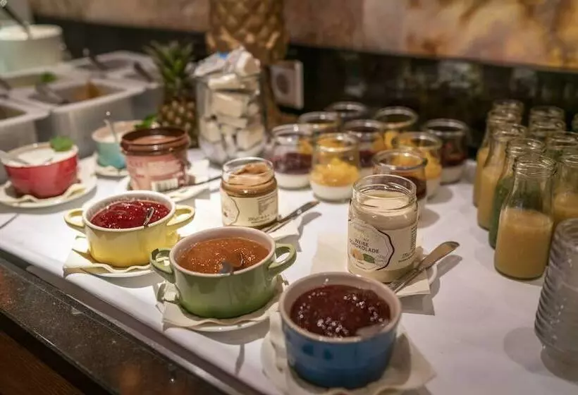 Fotos del hotel Suitess:  16